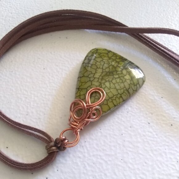 Green Dragonvein Agate Pendant & Vegan Suede Cord! Bold Eclectic Nature Inspired - Picture 9 of 16
